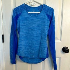 Athleta Small Women’s Running / Hiking Top